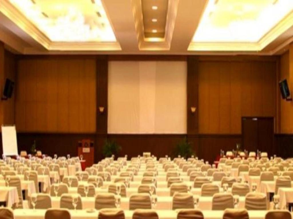 เดอะ สุลต่าน ดารุสซาลัม เมดัน Hotel เมดาน ภายนอก รูปภาพ